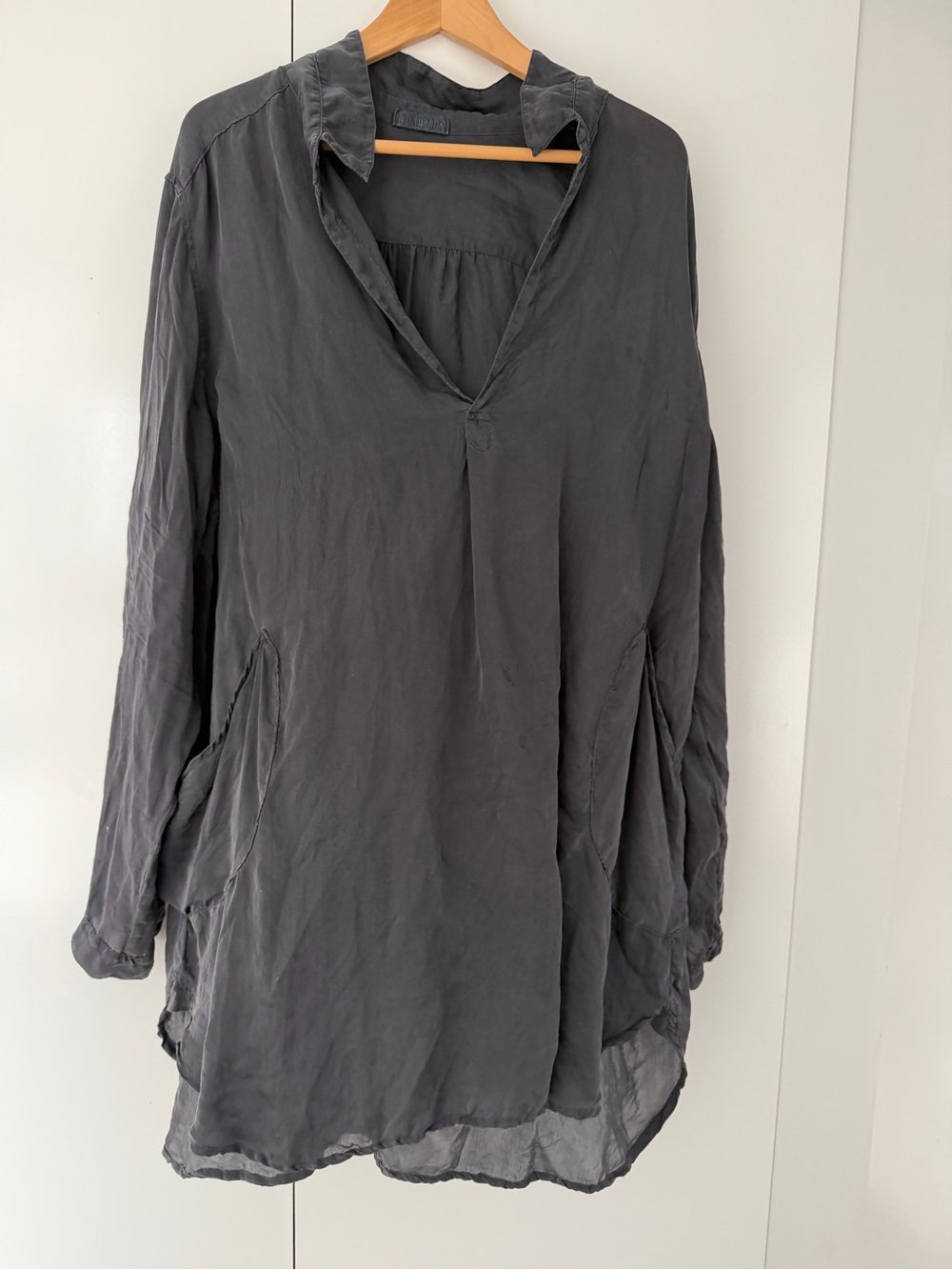 CP Shades Slate Gray Long Sleeve V-Neck Tunic